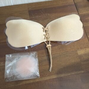Strapless Lace-Up Adhesive Bra - Tan